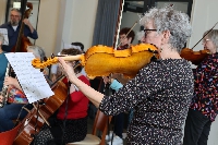 Holbergs Suite van Grieg en Romance van Svendsen