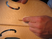 Het bouwen van een strijkinstrument